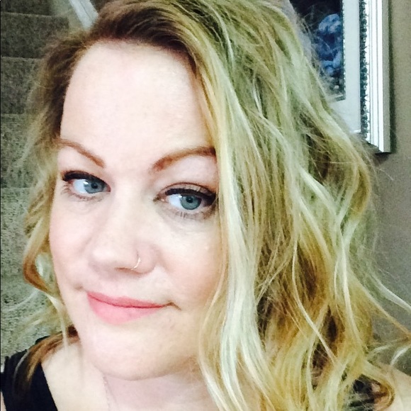 Meet your Posher, Kelly - Picture 1 of 1